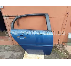 Задняя правая дверь Opel Vectra C
